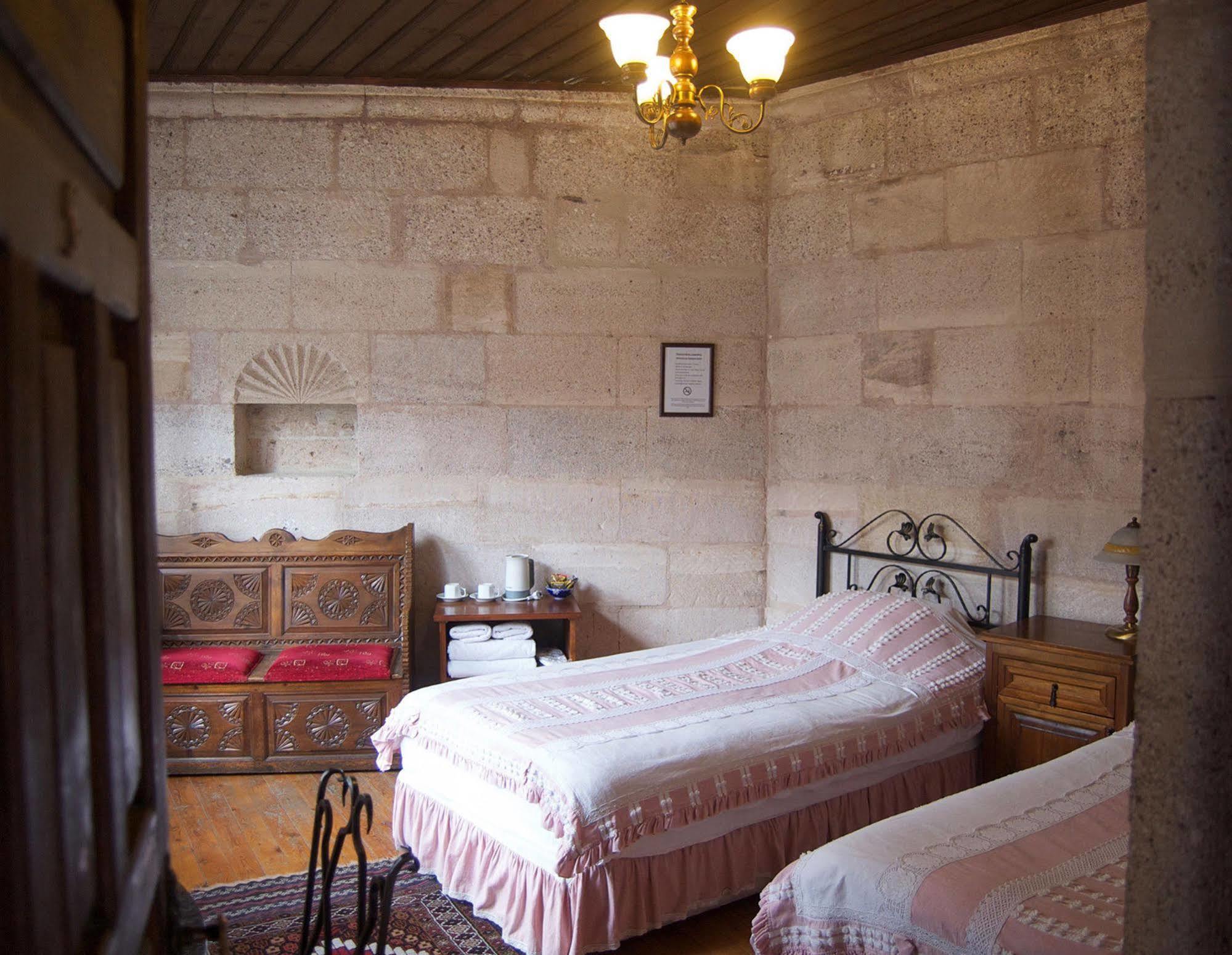 Taskonak Hotel Göreme Buitenkant foto